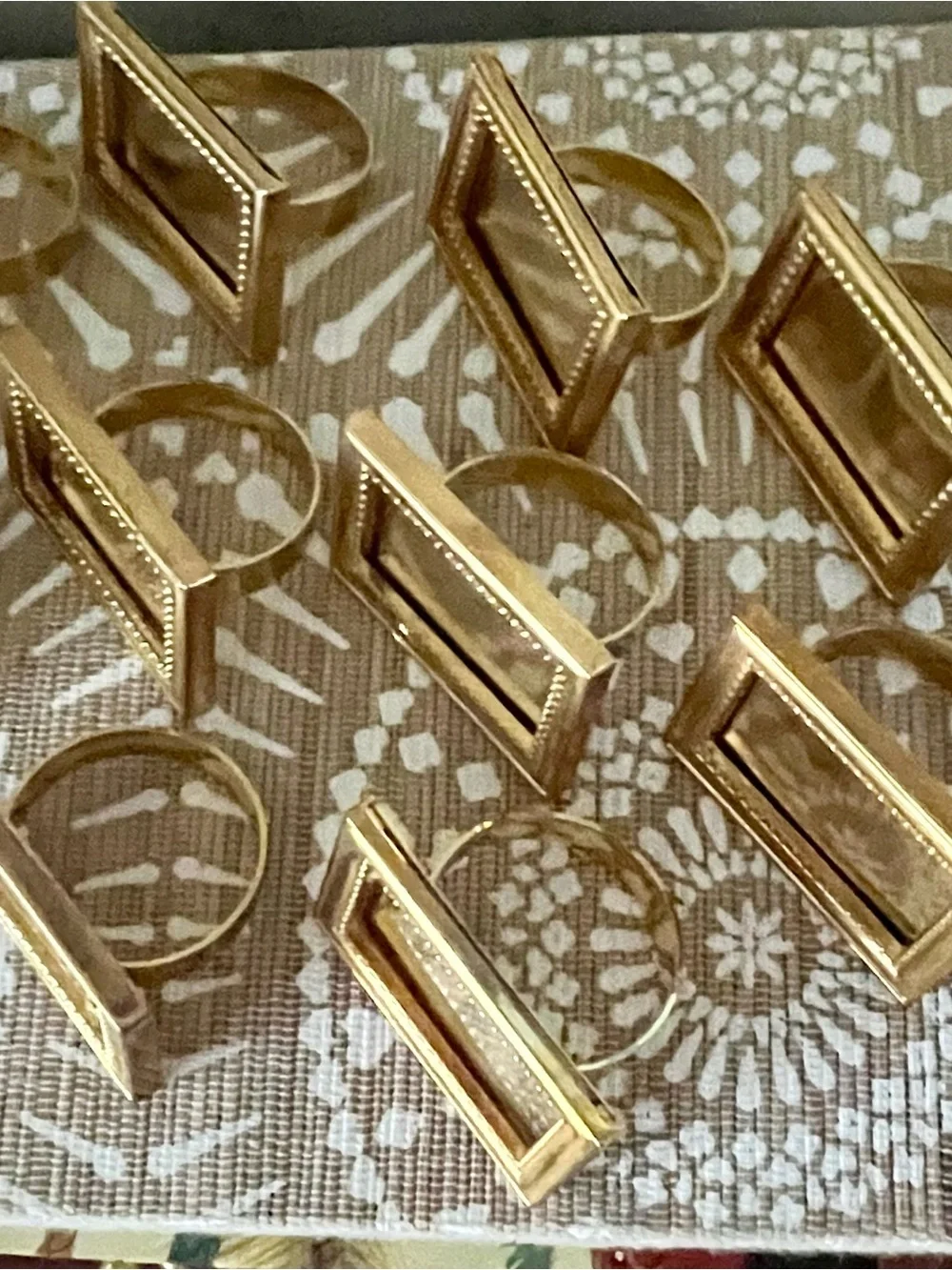 Gold Napkin Ring Set with Name Place Windows: 10 for Parties, Wedding, Holidays!